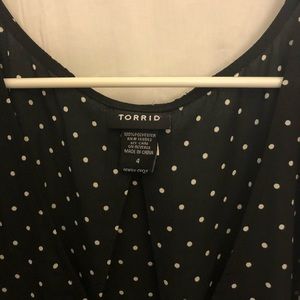 Torrid sleeveless polka dot shirt